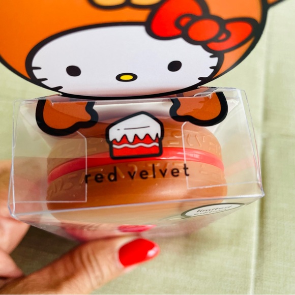 NWT Hello Kitty The Crème X Lip Balm - Picture 2 of 5